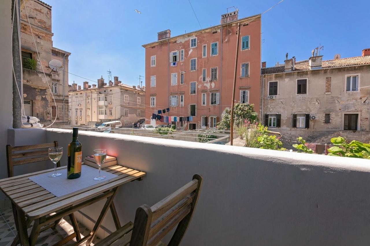 La Preziosa Rooms Pula Exteriör bild