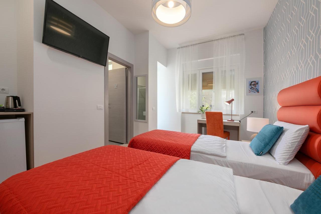 La Preziosa Rooms Pula Exteriör bild